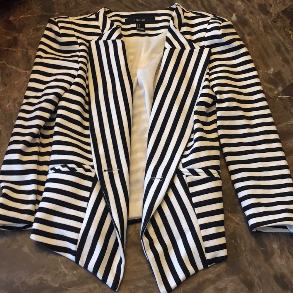 Striped blazer | Forever 21